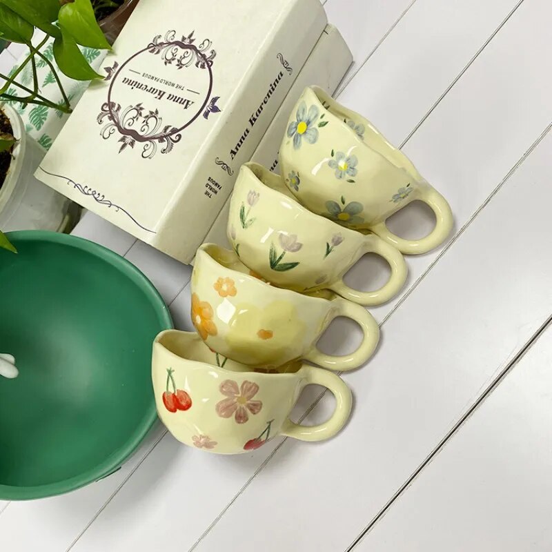 SPRING FLORA VINTAGE CUPS