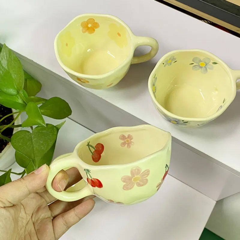 SPRING FLORA VINTAGE CUPS